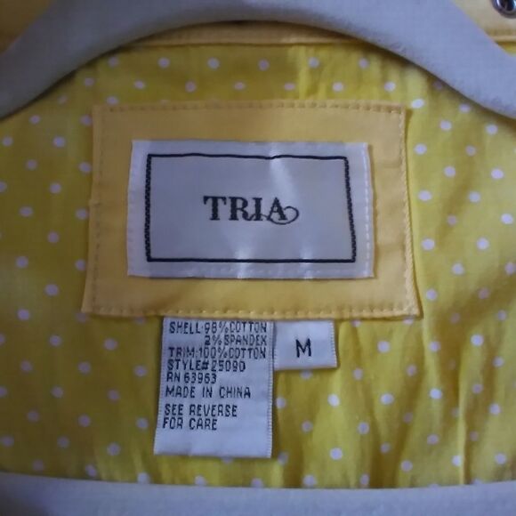Tria |  Yellow jacket with grommet detail, 3/4 sleeve,pockets - Picture 6 of 7